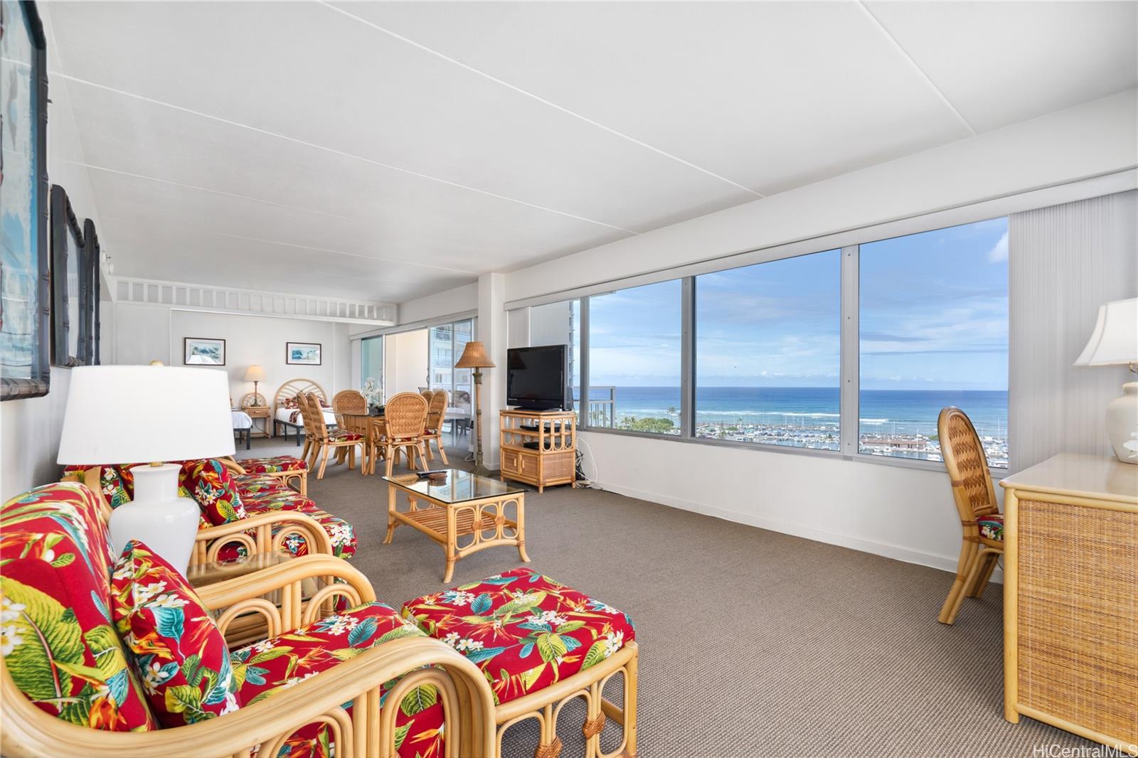Ilikai Apt Bldg condo # 1110, Honolulu, Hawaii - photo 9 of 25