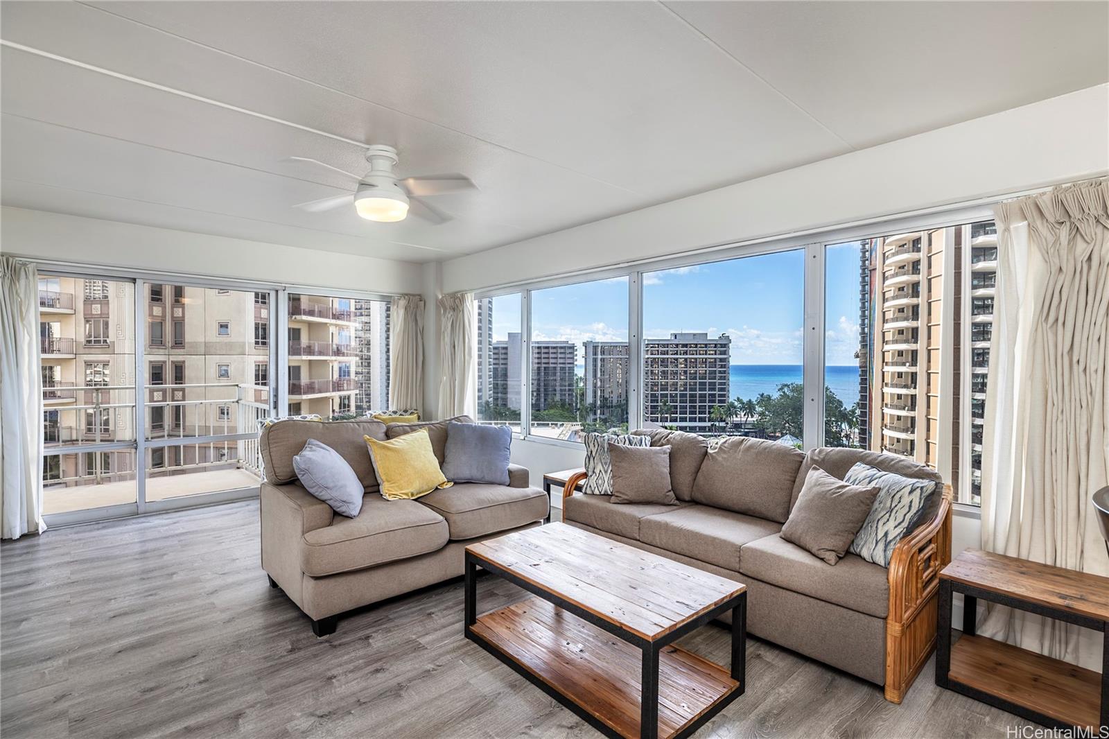 Ilikai Apt Bldg condo # 1226, Honolulu, Hawaii - photo 4 of 18