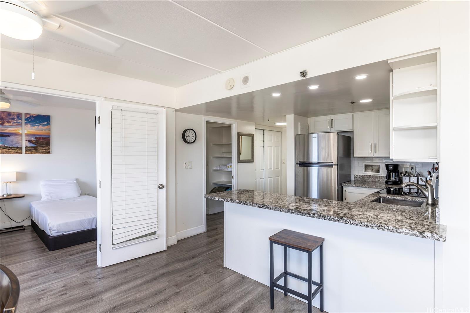 Ilikai Apt Bldg condo # 1226, Honolulu, Hawaii - photo 7 of 18