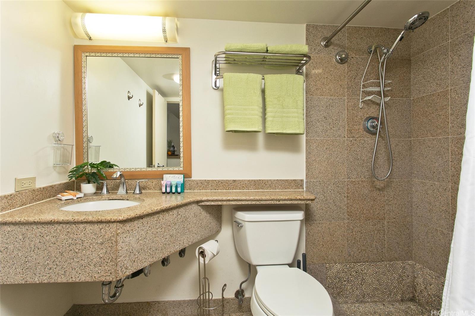 1777 Ala Moana Blvd Honolulu - Rental - photo 10 of 15