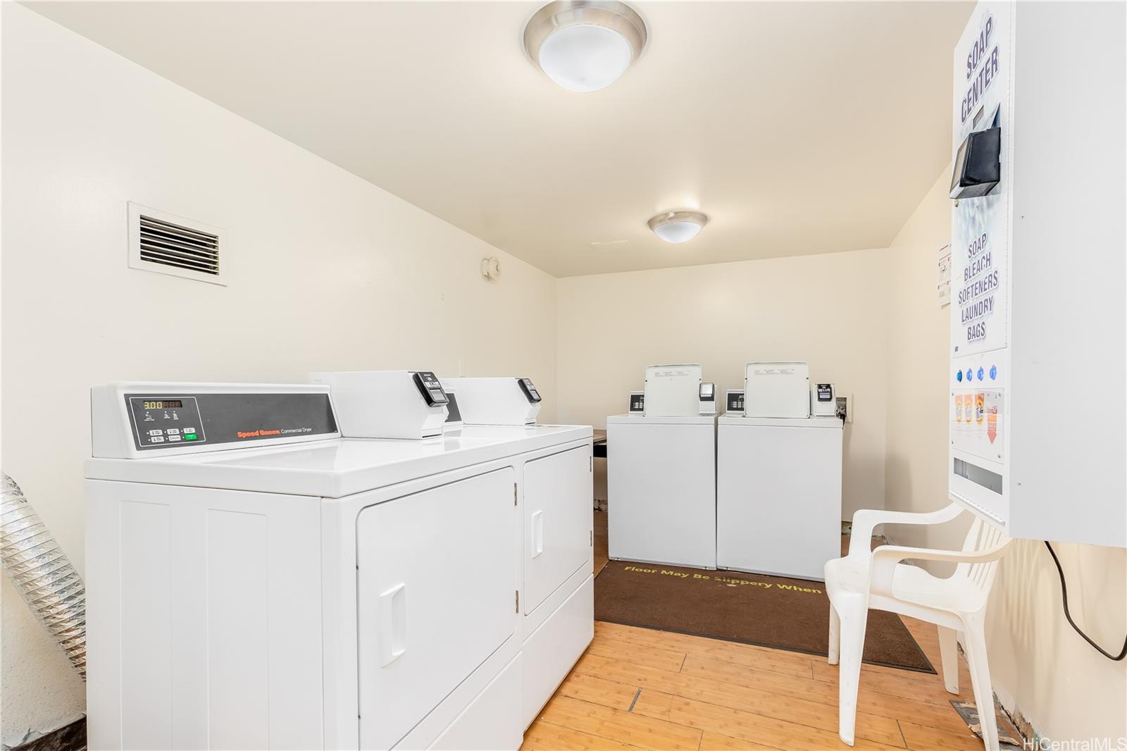 Ilikai Apt Bldg condo # 1608, Honolulu, Hawaii - photo 14 of 22