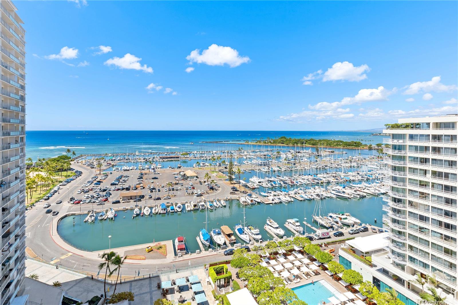 Ilikai Apt Bldg condo # 1608, Honolulu, Hawaii - photo 4 of 22