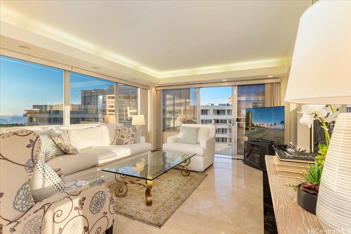 Ilikai Apt Bldg condo # 1610, Honolulu, Hawaii - photo 5 of 25