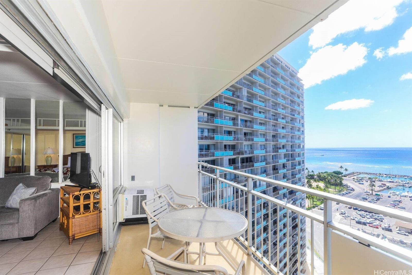 Ilikai Apt Bldg condo # 1708, Honolulu, Hawaii - photo 11 of 21