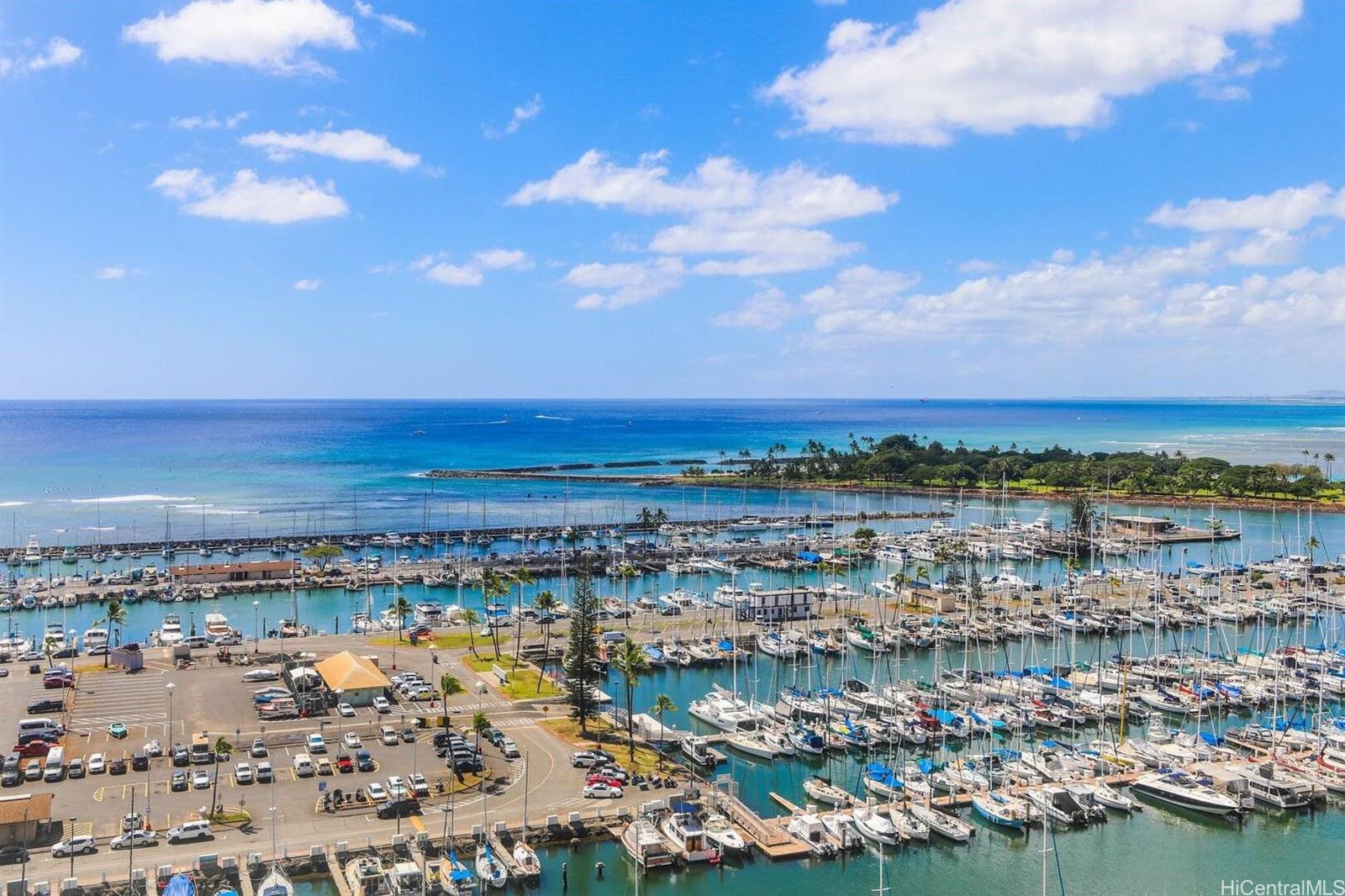 Ilikai Apt Bldg condo # 1708, Honolulu, Hawaii - photo 14 of 21