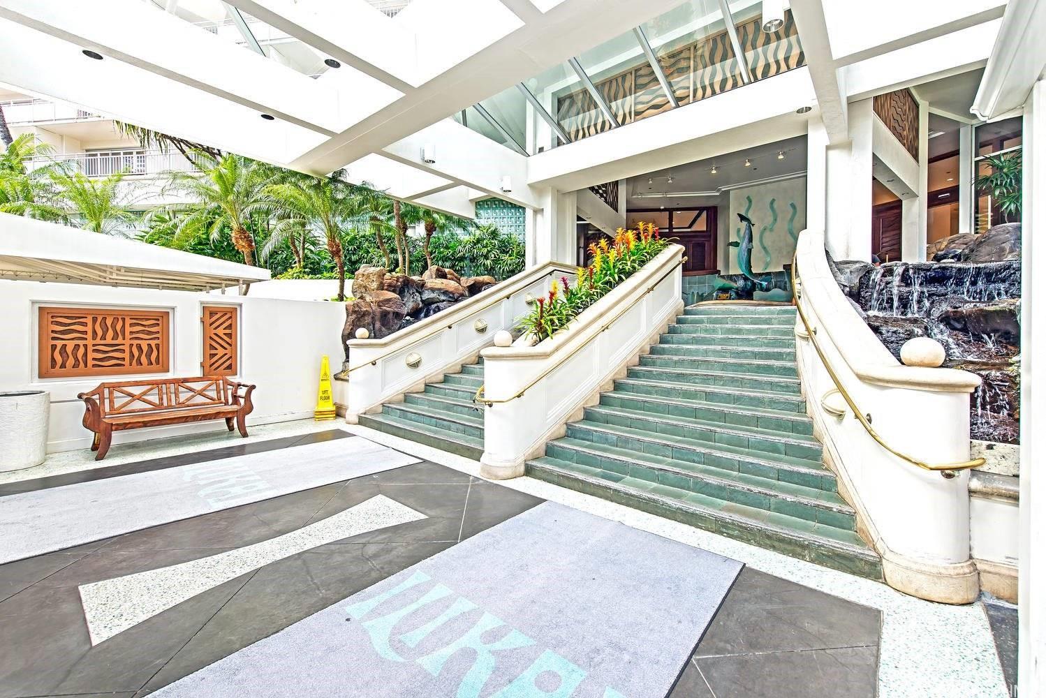 Ilikai Apt Bldg condo # 1708, Honolulu, Hawaii - photo 16 of 21