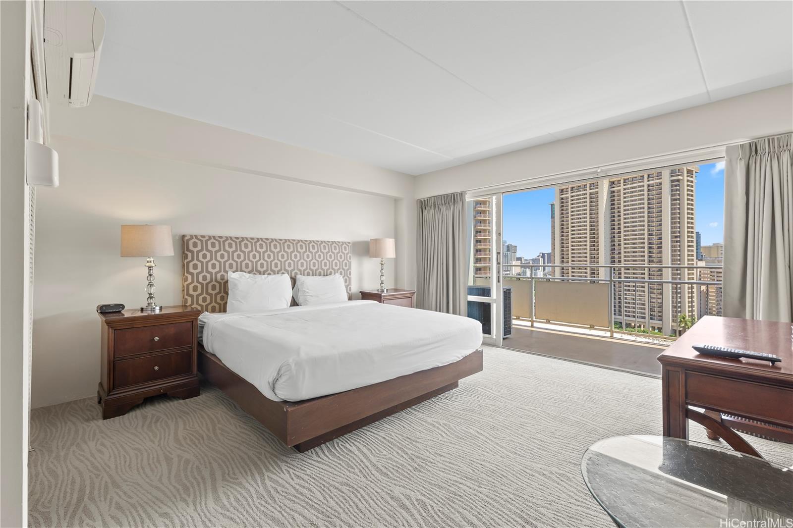 Ilikai Apt Bldg condo # 1834, Honolulu, Hawaii - photo 6 of 25