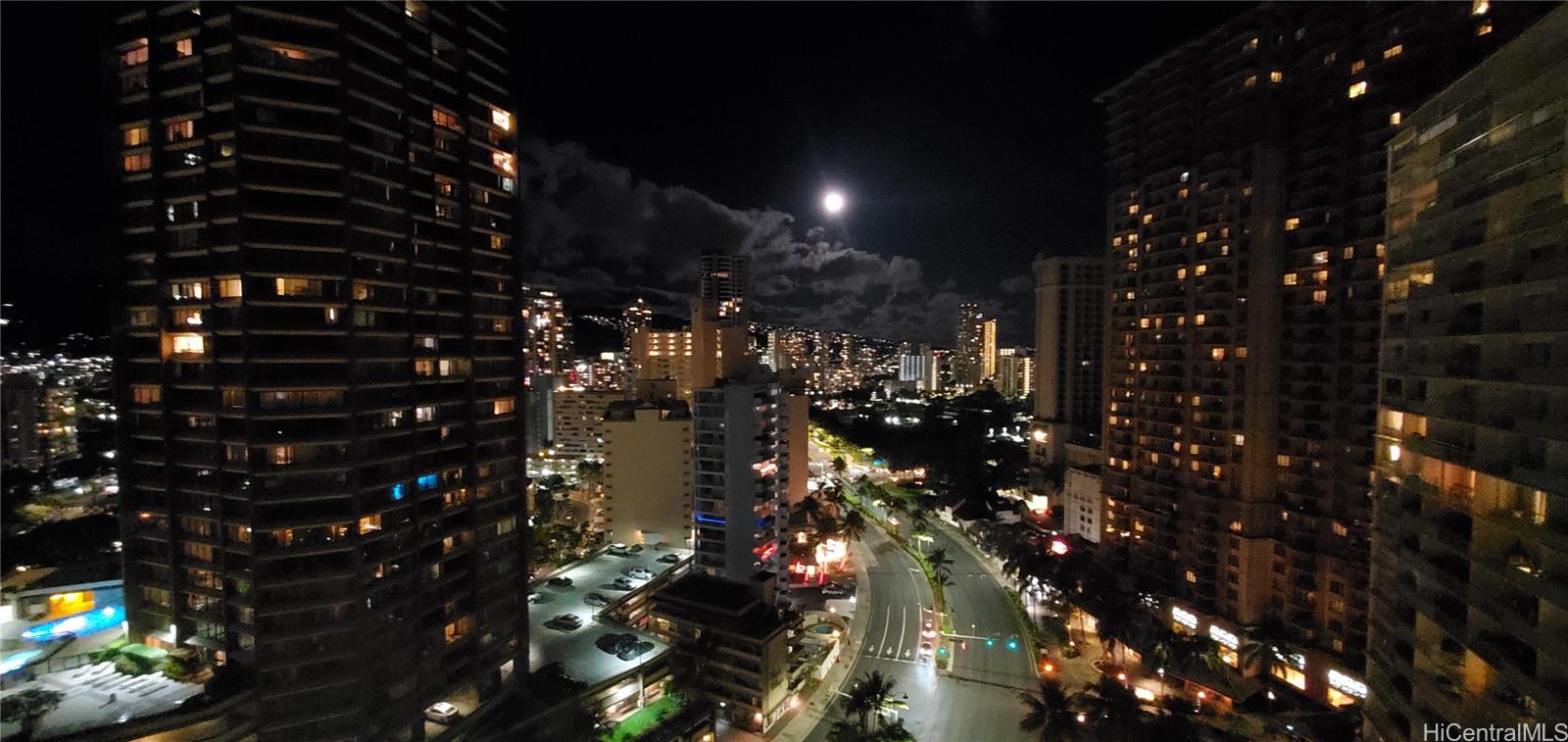 Ilikai Apt Bldg condo # 1907, Honolulu, Hawaii - photo 19 of 21