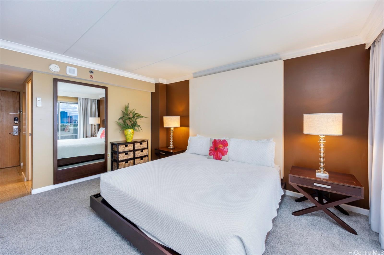 Ilikai Apt Bldg condo # 2029, Honolulu, Hawaii - photo 11 of 24