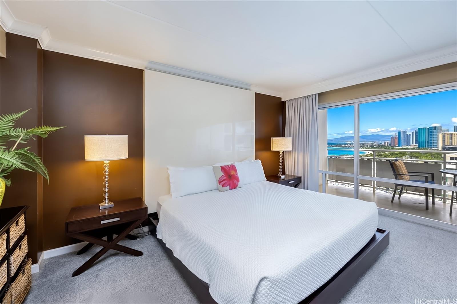 Ilikai Apt Bldg condo # 2029, Honolulu, Hawaii - photo 12 of 24