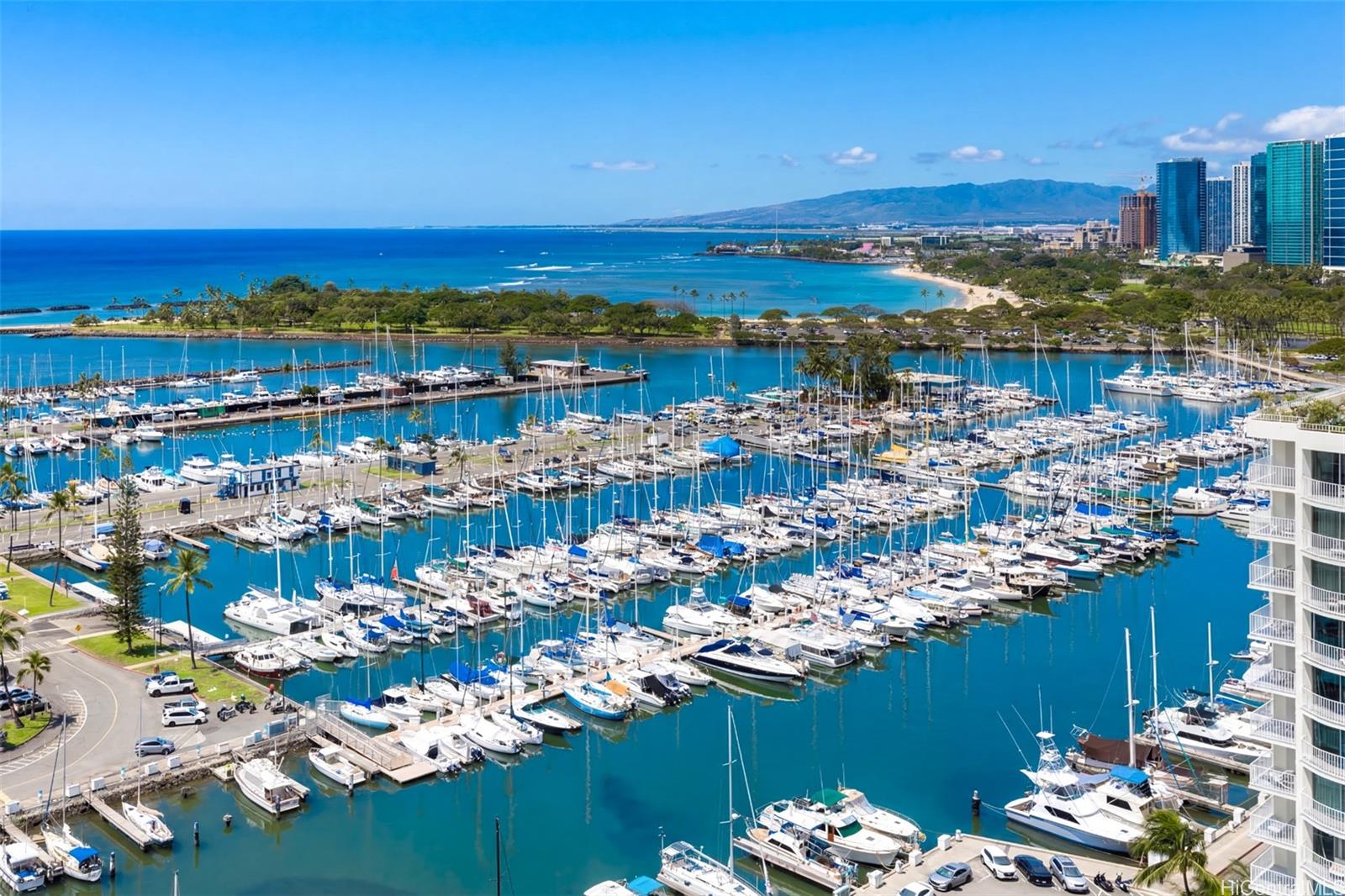 Ilikai Apt Bldg condo # 2029, Honolulu, Hawaii - photo 5 of 24