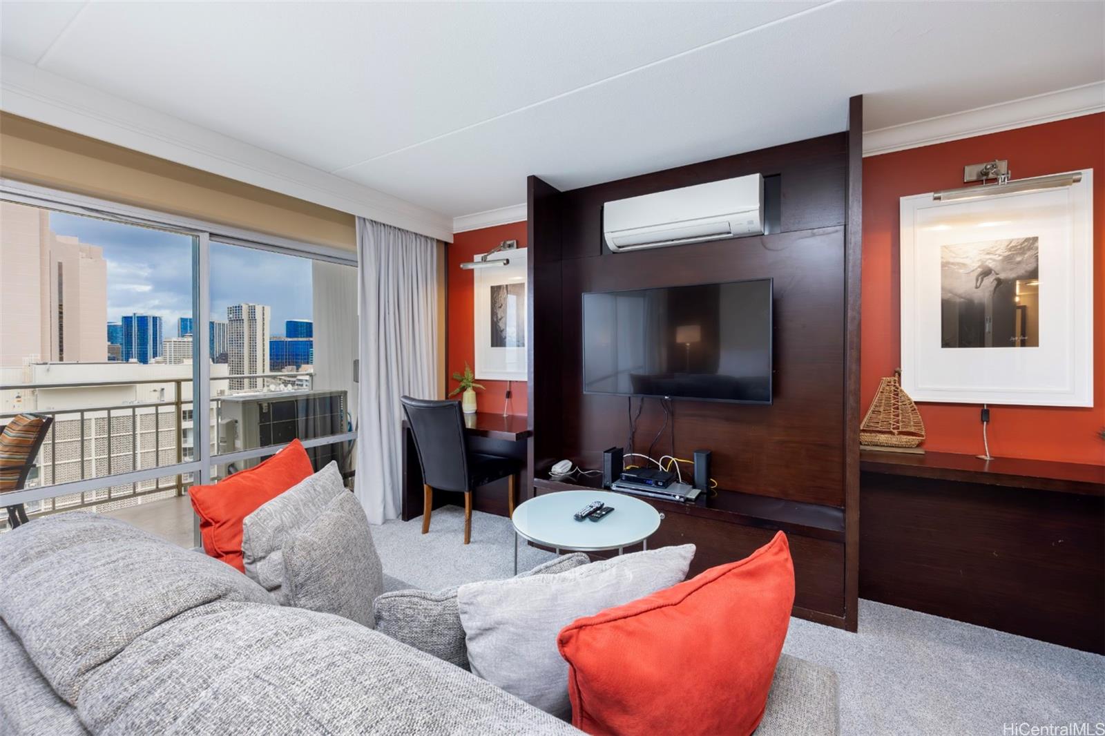 Ilikai Apt Bldg condo # 2029, Honolulu, Hawaii - photo 8 of 24