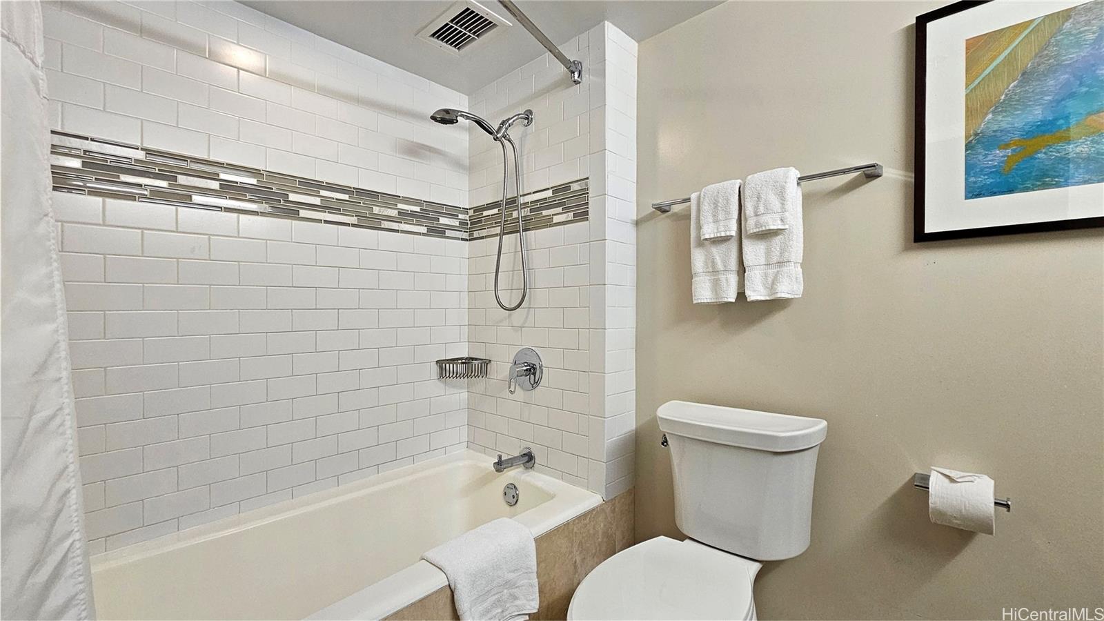 Ilikai Apt Bldg condo # 203, Honolulu, Hawaii - photo 13 of 25