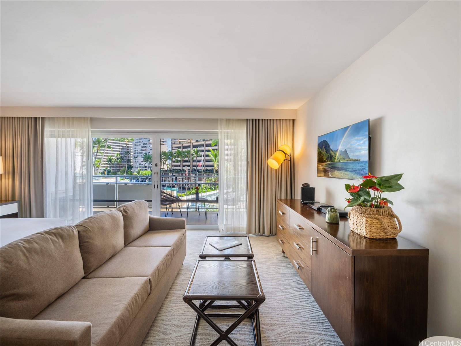 Ilikai Apt Bldg condo # 213, Honolulu, Hawaii - photo 11 of 21