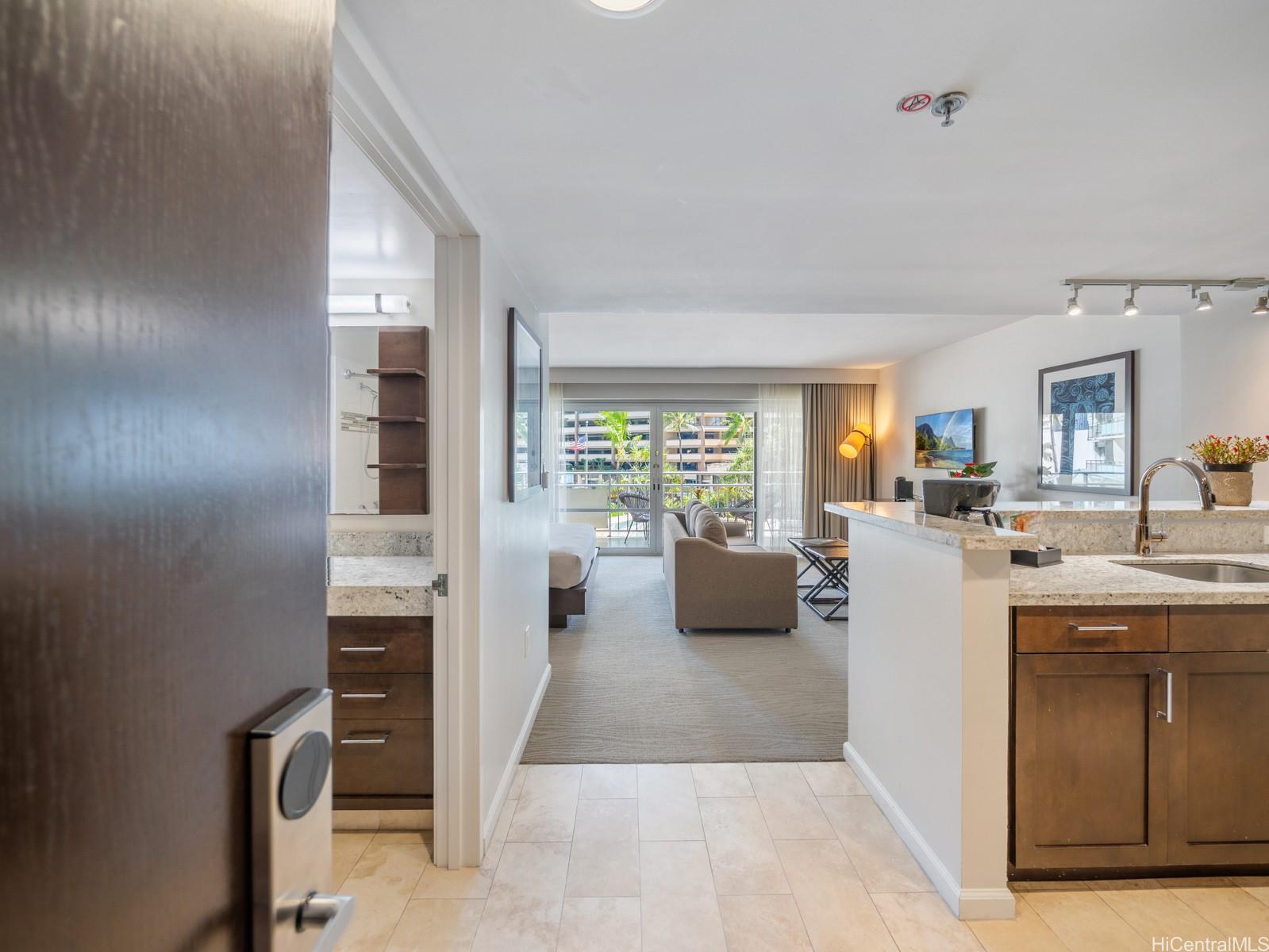 Ilikai Apt Bldg condo # 213, Honolulu, Hawaii - photo 2 of 20