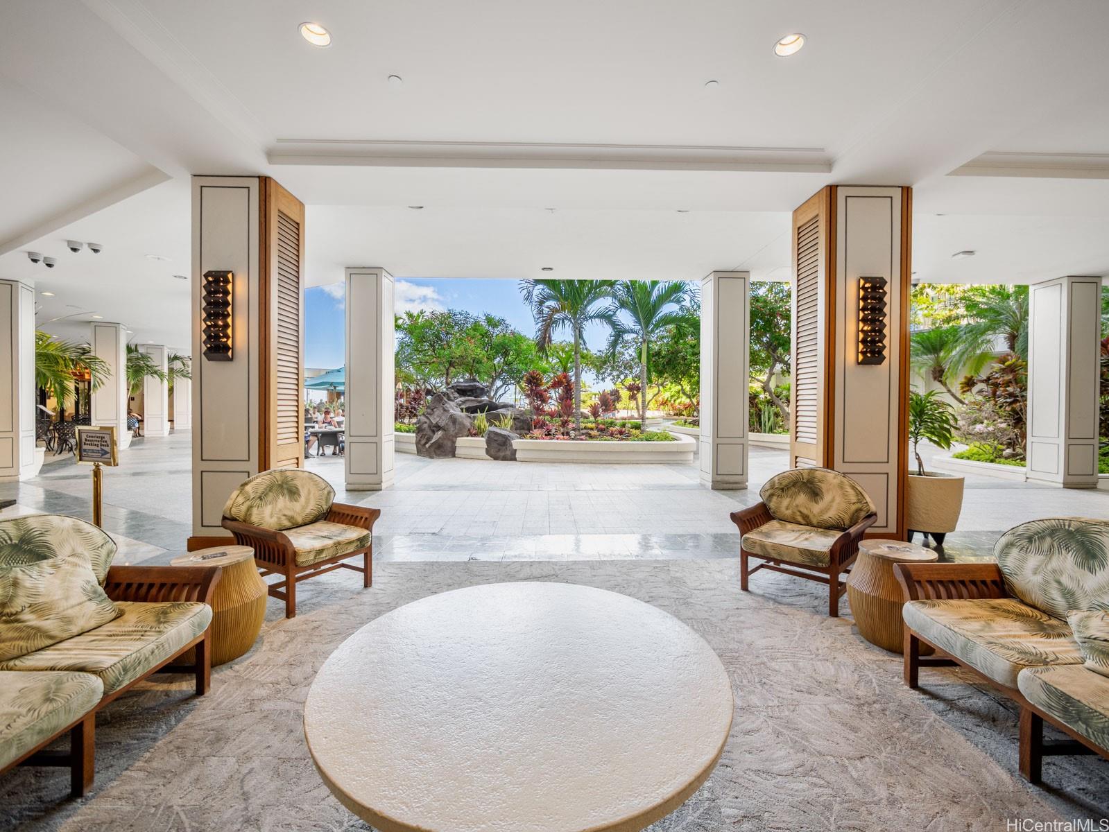 Ilikai Apt Bldg condo # 213, Honolulu, Hawaii - photo 13 of 20