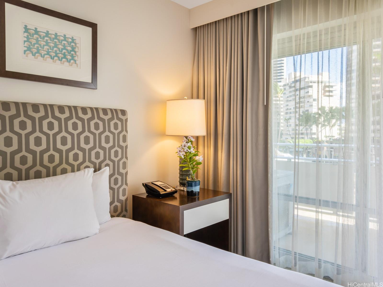 Ilikai Apt Bldg condo # 213, Honolulu, Hawaii - photo 8 of 20