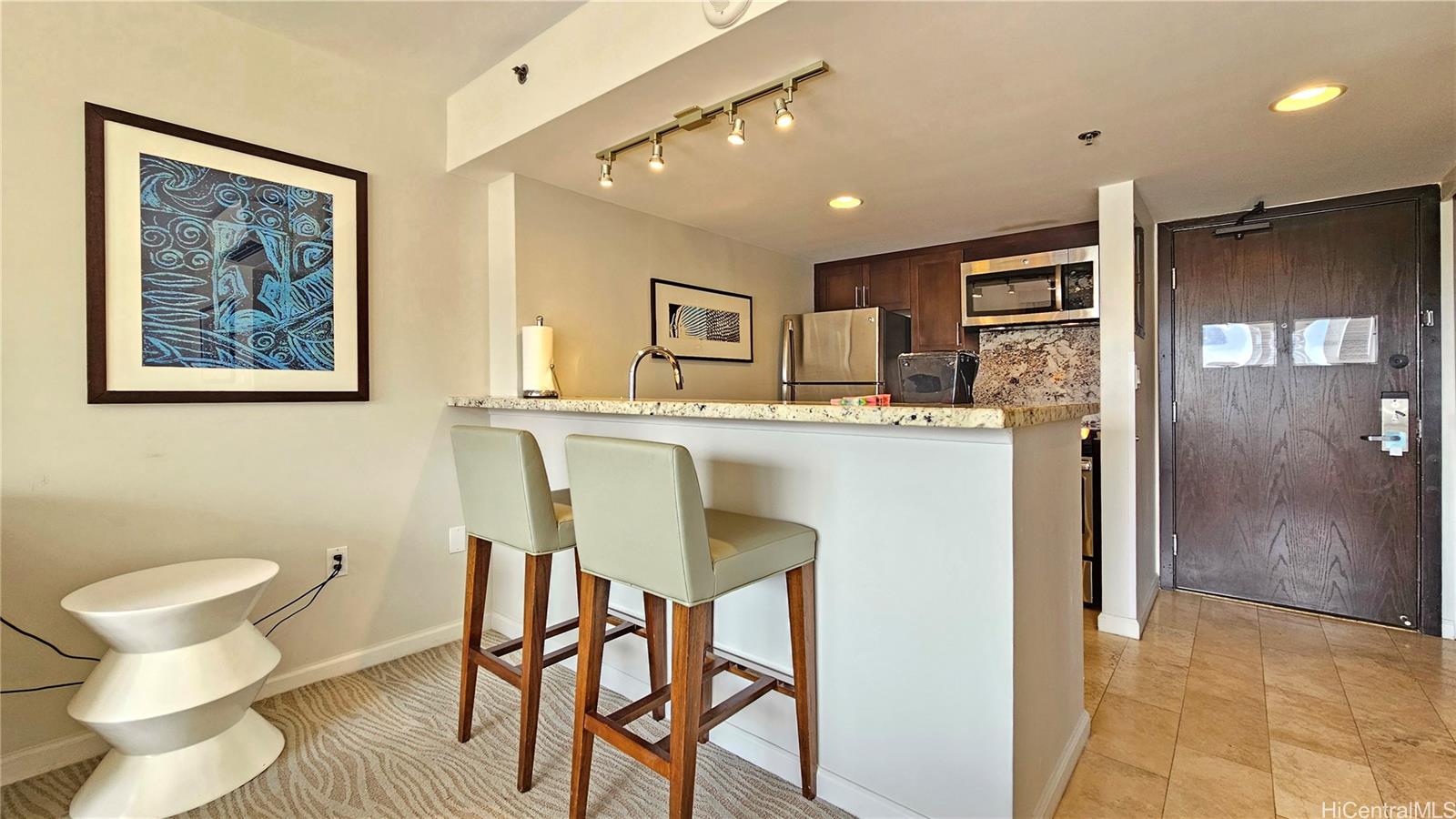 Ilikai Apt Bldg condo # 2203, Honolulu, Hawaii - photo 11 of 25