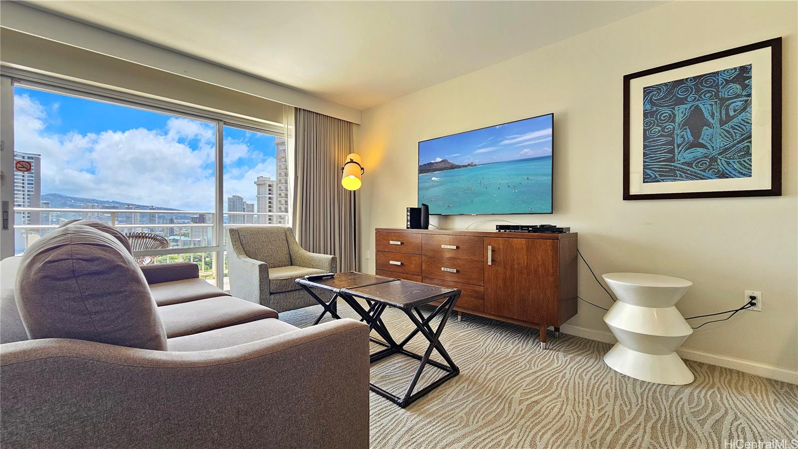 Ilikai Apt Bldg condo # 2203, Honolulu, Hawaii - photo 4 of 25