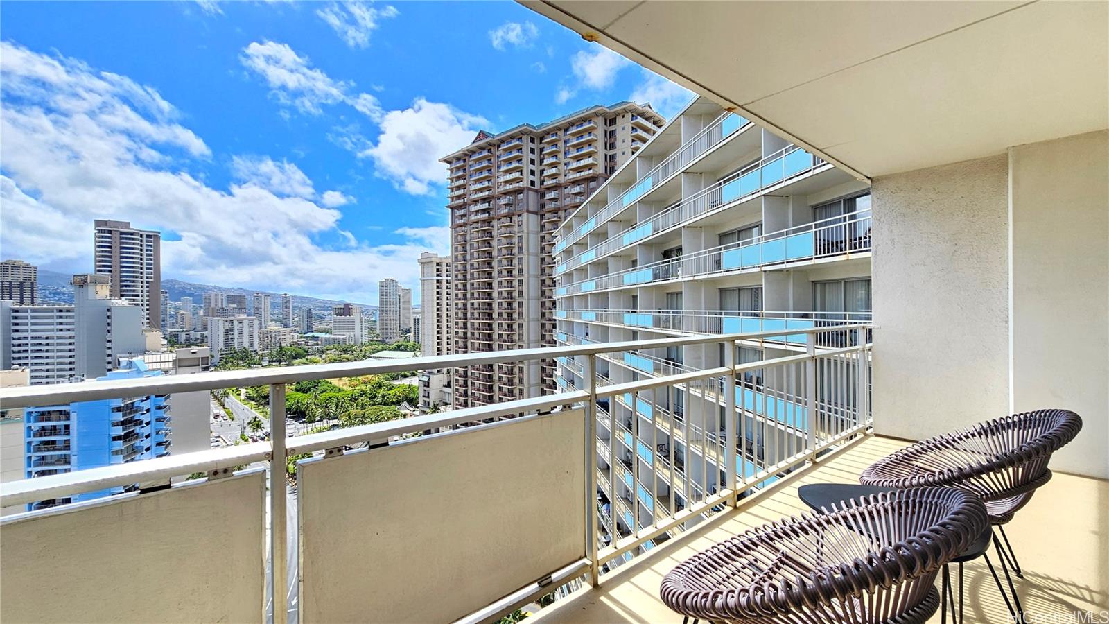 Ilikai Apt Bldg condo # 2203, Honolulu, Hawaii - photo 9 of 25