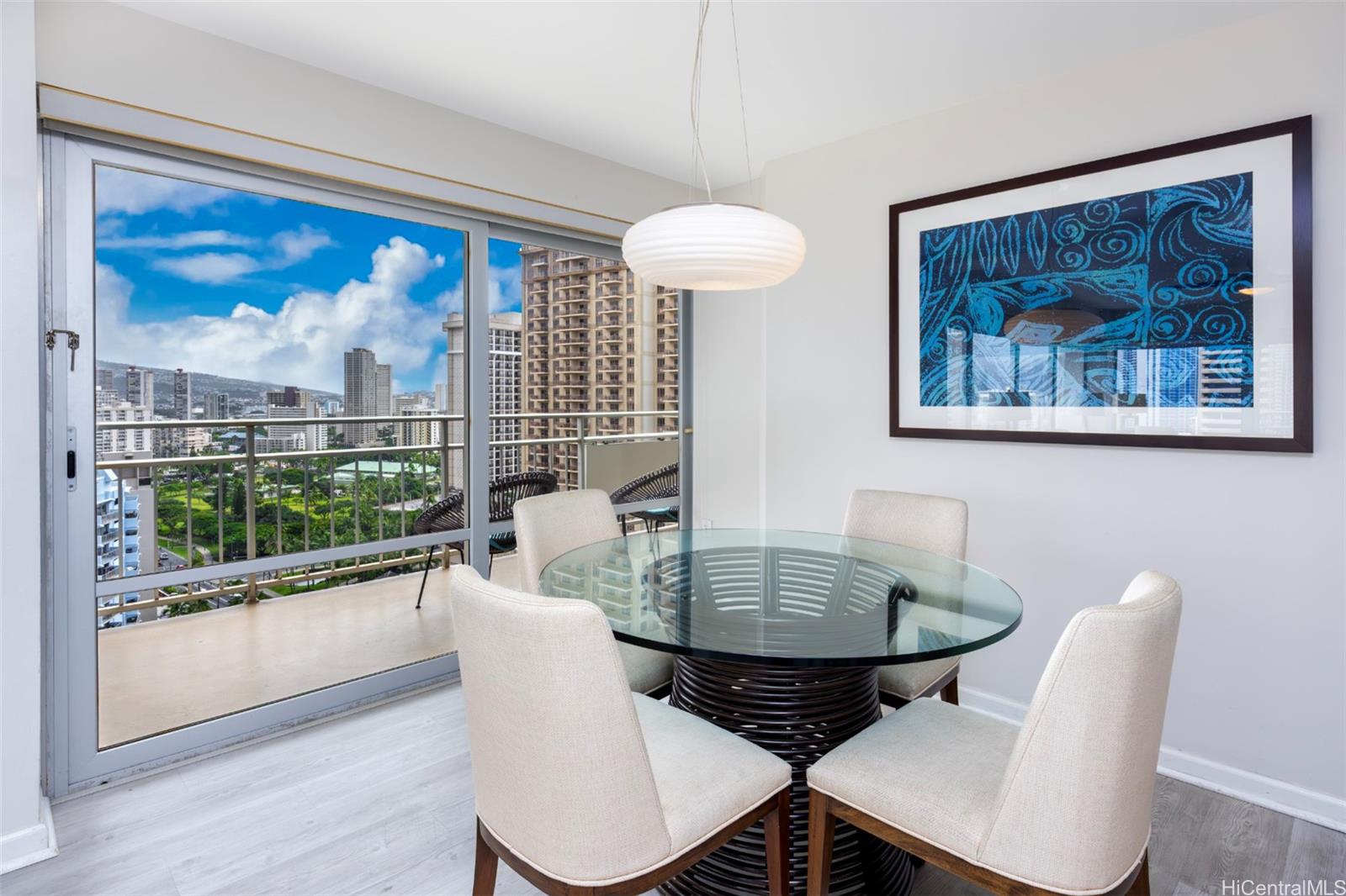 Ilikai Apt Bldg condo # 2209, Honolulu, Hawaii - photo 9 of 25