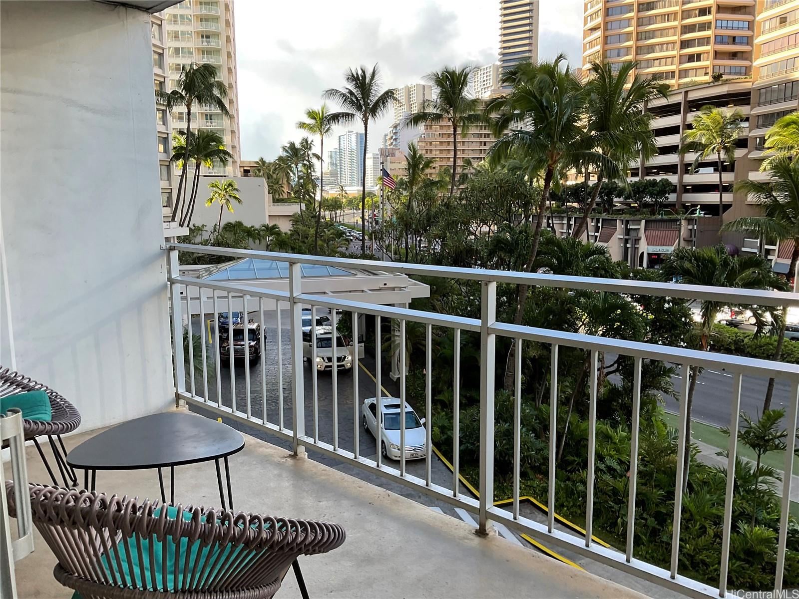 Ilikai Apt Bldg condo # 223, Honolulu, Hawaii - photo 10 of 18