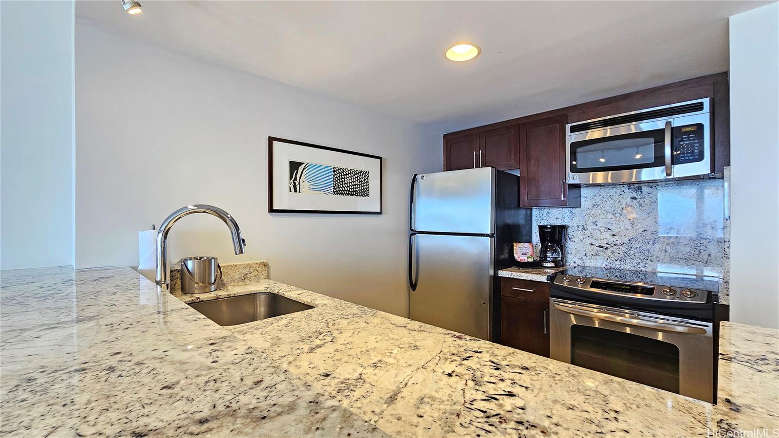 Ilikai Apt Bldg condo # 2302, Honolulu, Hawaii - photo 12 of 25