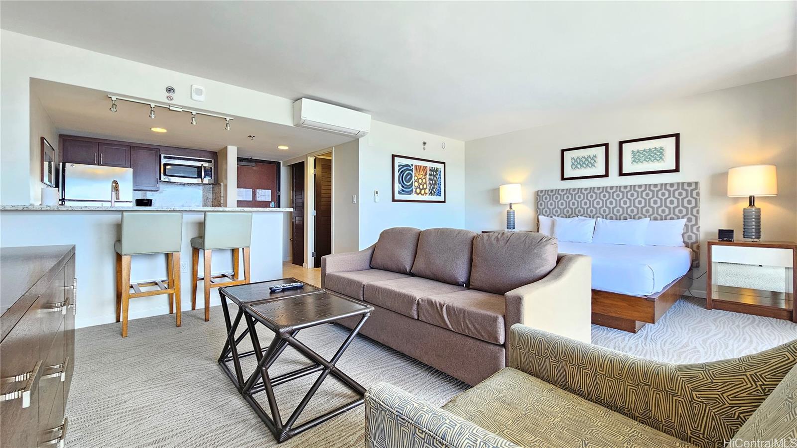 Ilikai Apt Bldg condo # 2302, Honolulu, Hawaii - photo 5 of 25