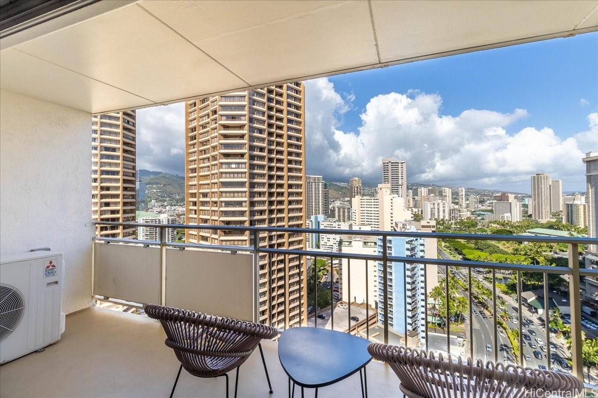 Ilikai Apt Bldg condo # 2307, Honolulu, Hawaii - photo 5 of 25