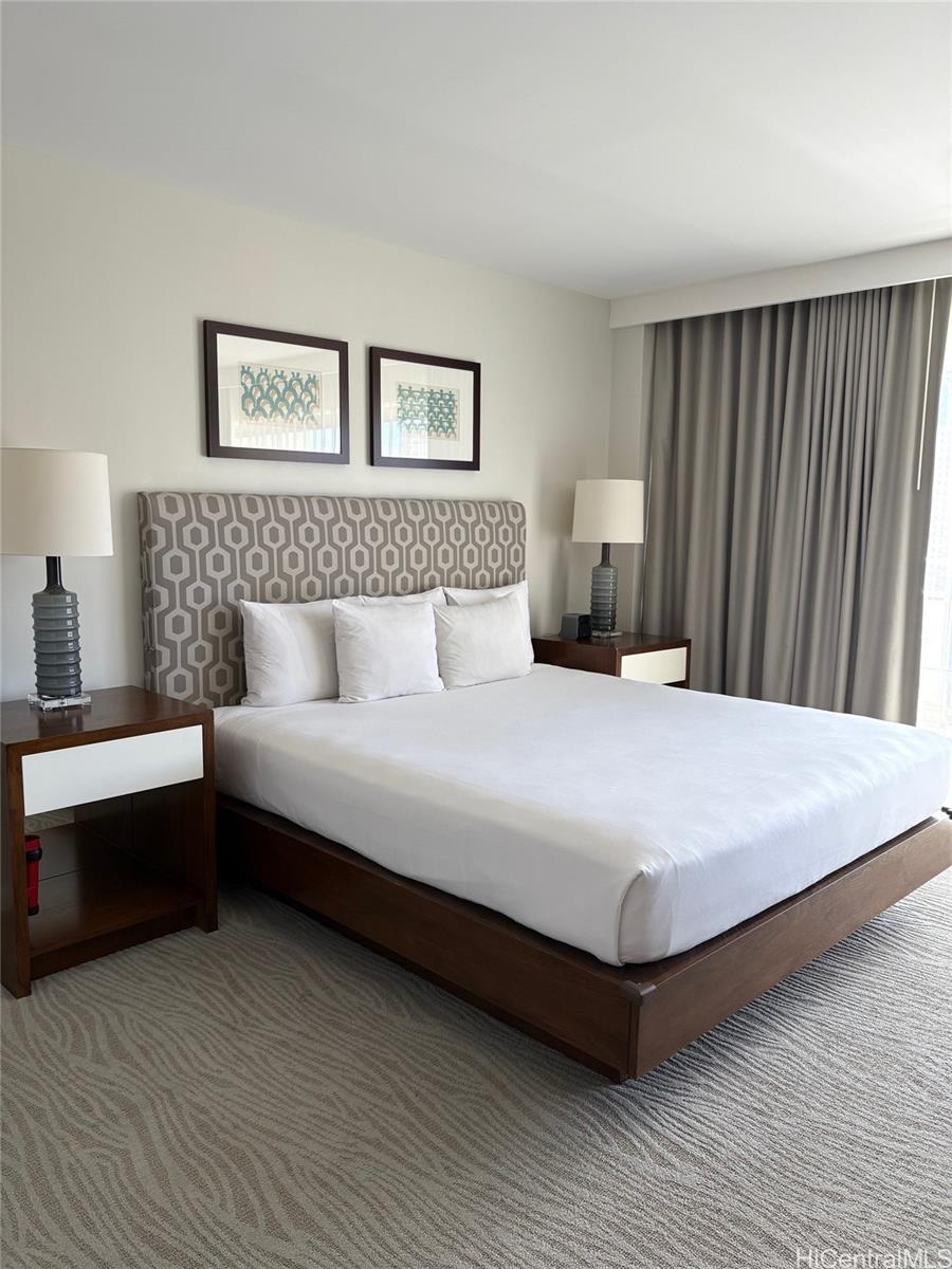 Ilikai Apt Bldg condo # 2328, Honolulu, Hawaii - photo 8 of 20