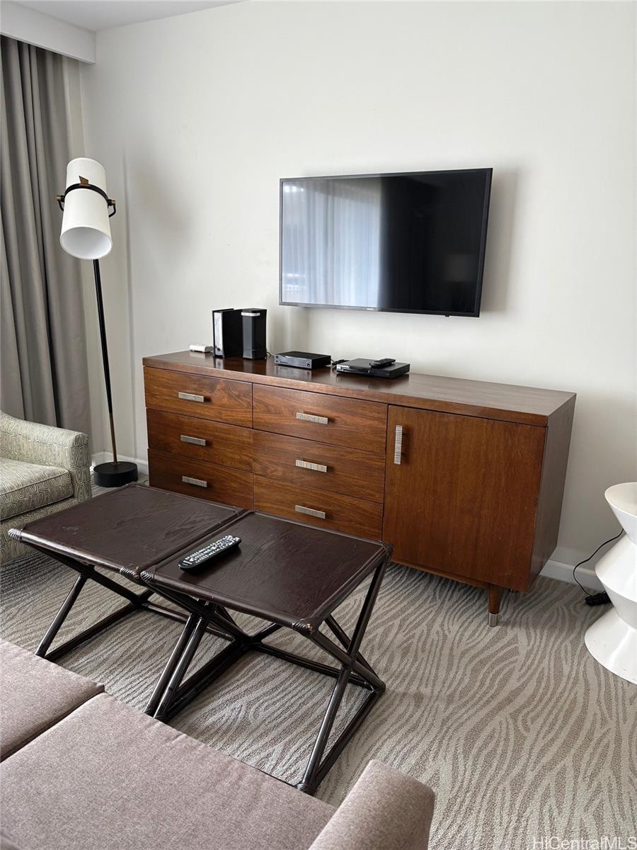 Ilikai Apt Bldg condo # 2328, Honolulu, Hawaii - photo 10 of 20