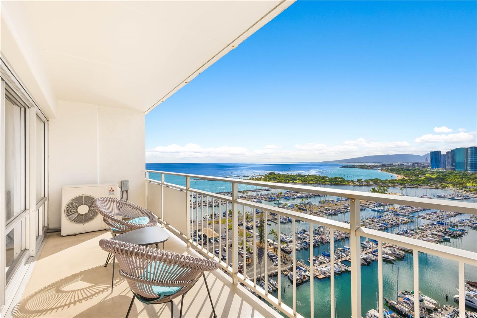 Ilikai Apt Bldg condo # 2337, Honolulu, Hawaii - photo 18 of 25