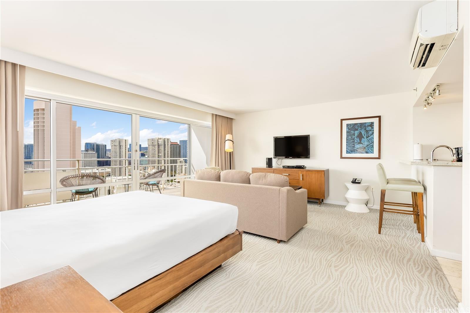 Ilikai Apt Bldg condo # 2337, Honolulu, Hawaii - photo 7 of 25