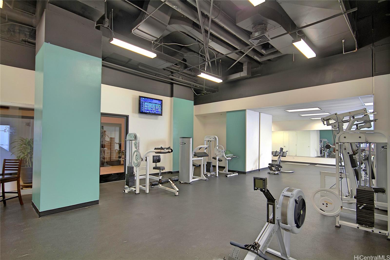 Ilikai Apt Bldg condo # 2418, Honolulu, Hawaii - photo 14 of 17