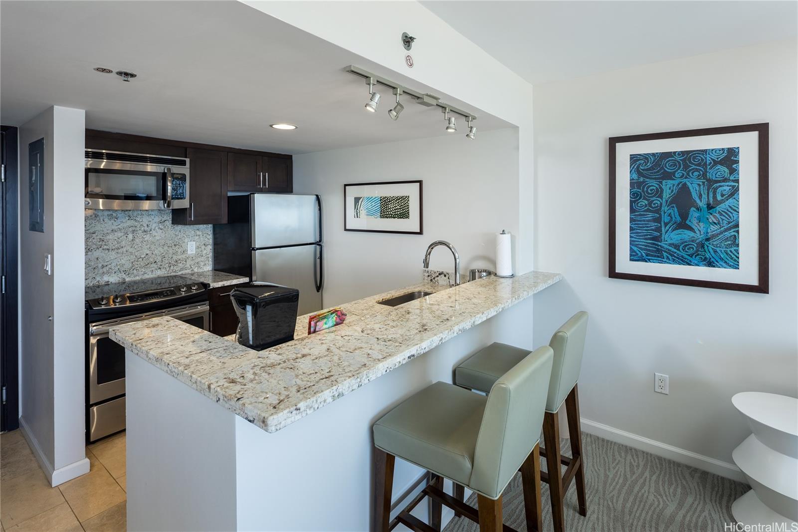 Ilikai Apt Bldg condo # 2418, Honolulu, Hawaii - photo 6 of 17