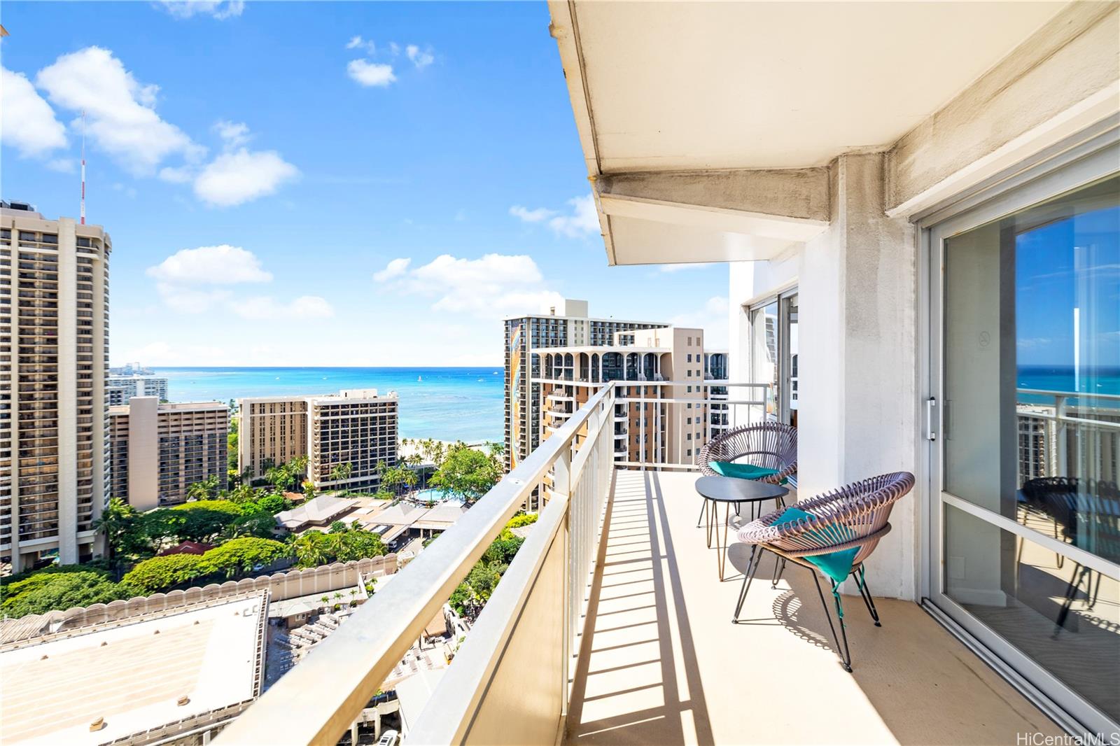 Ilikai Apt Bldg condo # 2426, Honolulu, Hawaii - photo 13 of 22