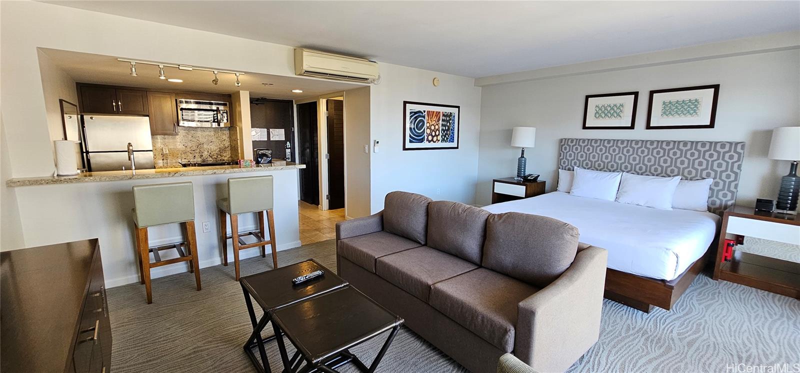 Ilikai Apt Bldg condo # 2428, Honolulu, Hawaii - photo 9 of 25