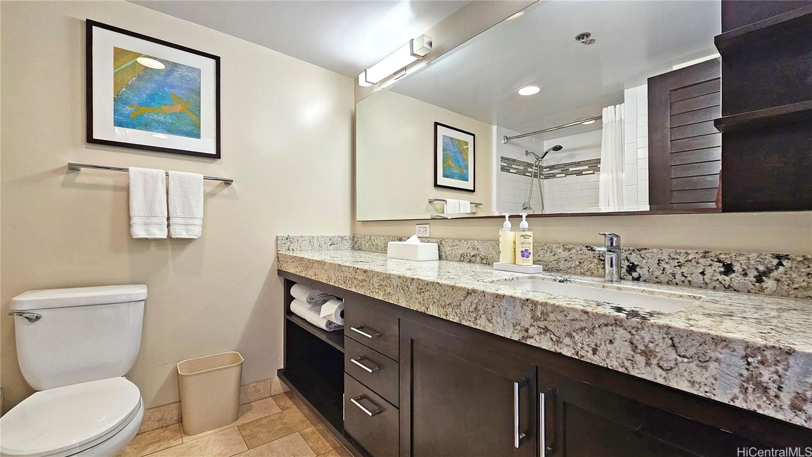 Ilikai Apt Bldg condo # 2428, Honolulu, Hawaii - photo 13 of 25