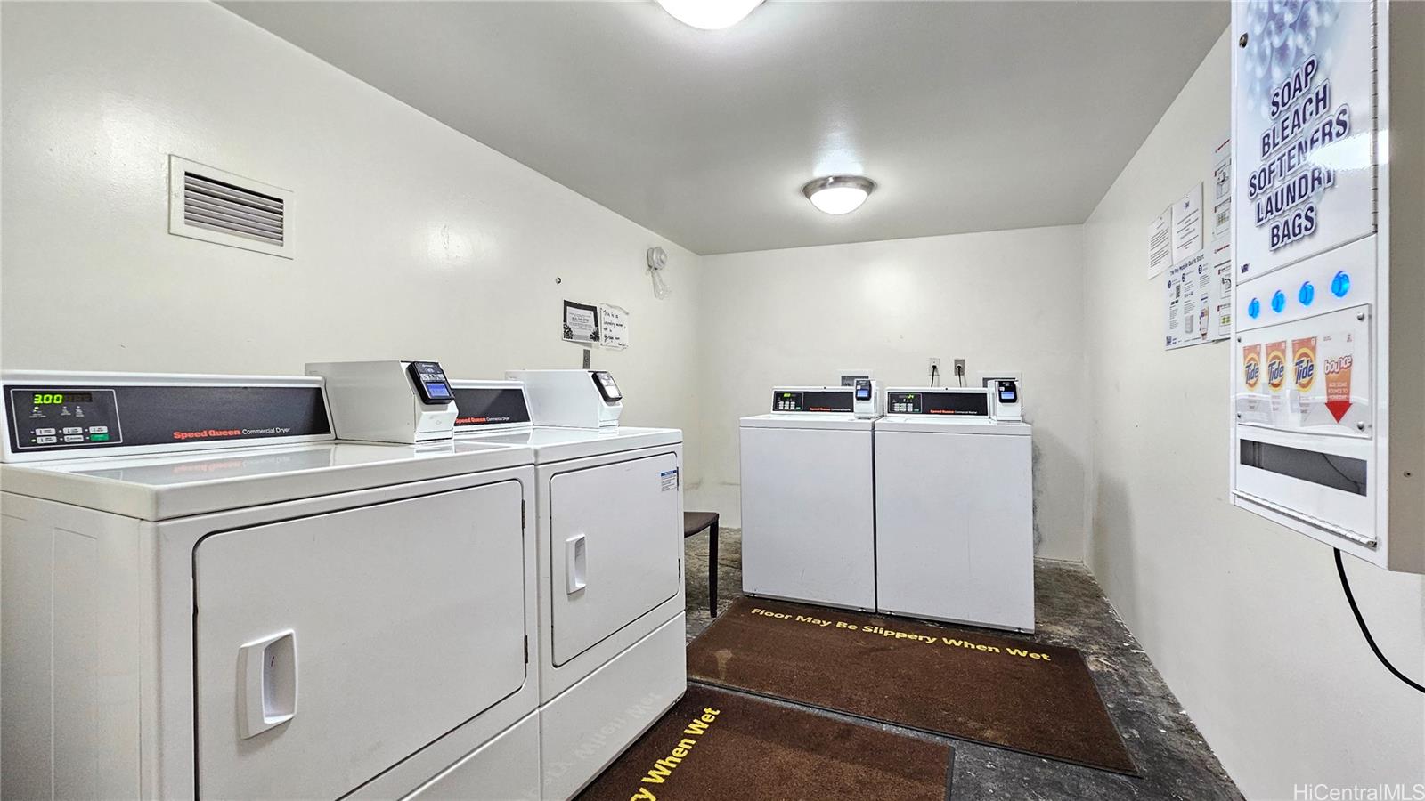 Ilikai Apt Bldg condo # 2428, Honolulu, Hawaii - photo 9 of 25