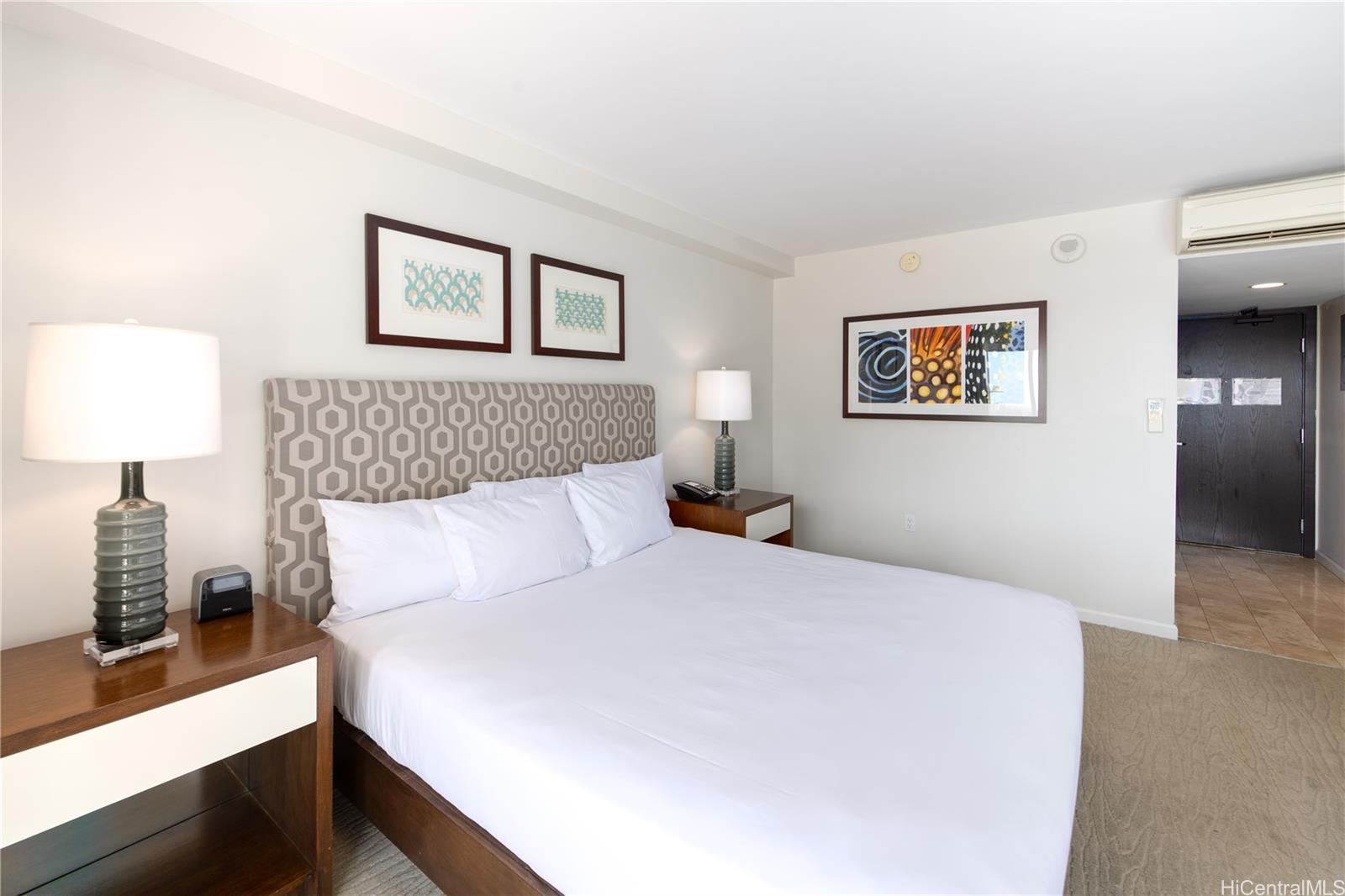 Ilikai Apt Bldg condo # 2430, Honolulu, Hawaii - photo 11 of 23