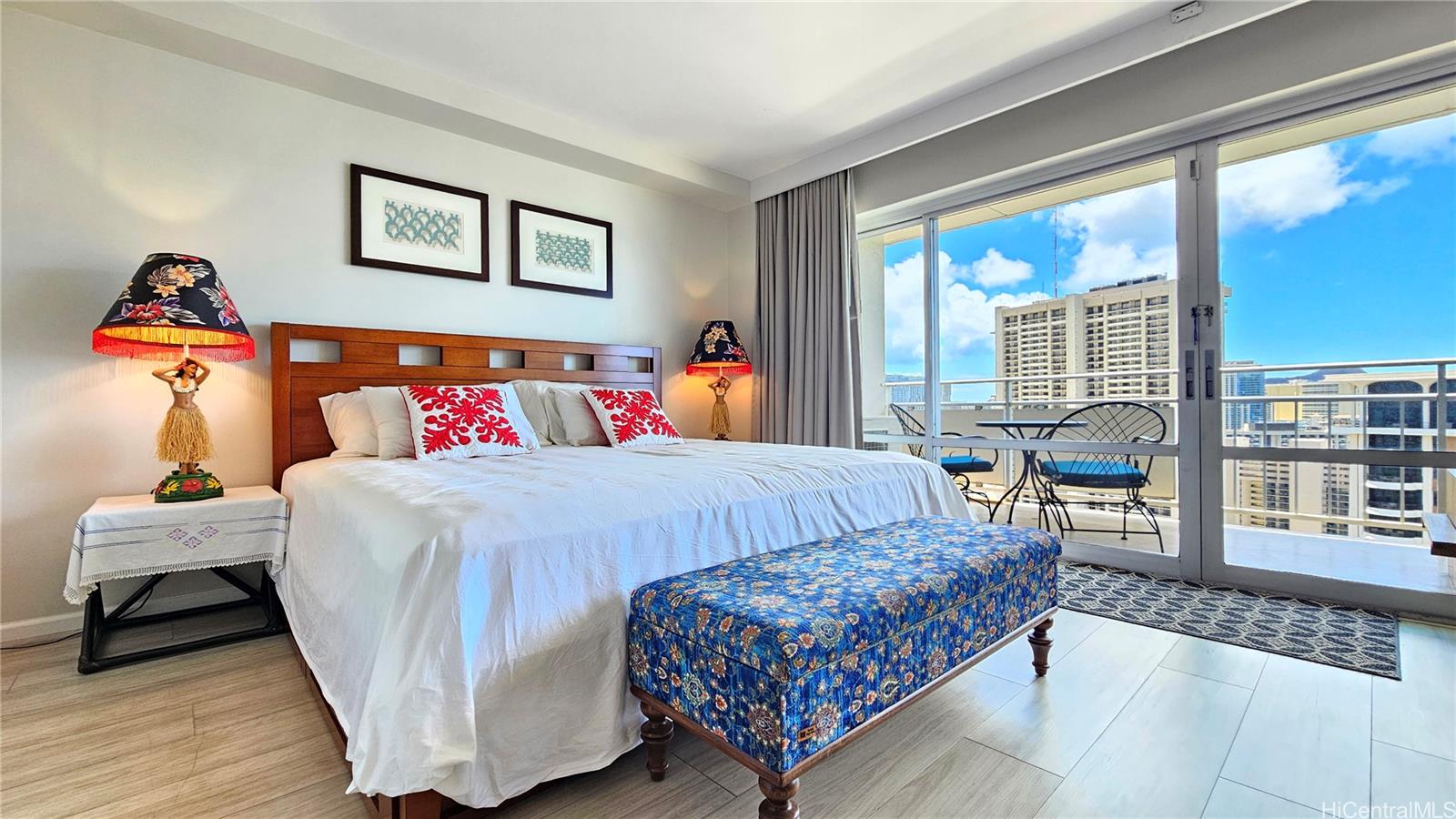 Ilikai Apt Bldg condo # 2436, Honolulu, Hawaii - photo 7 of 25