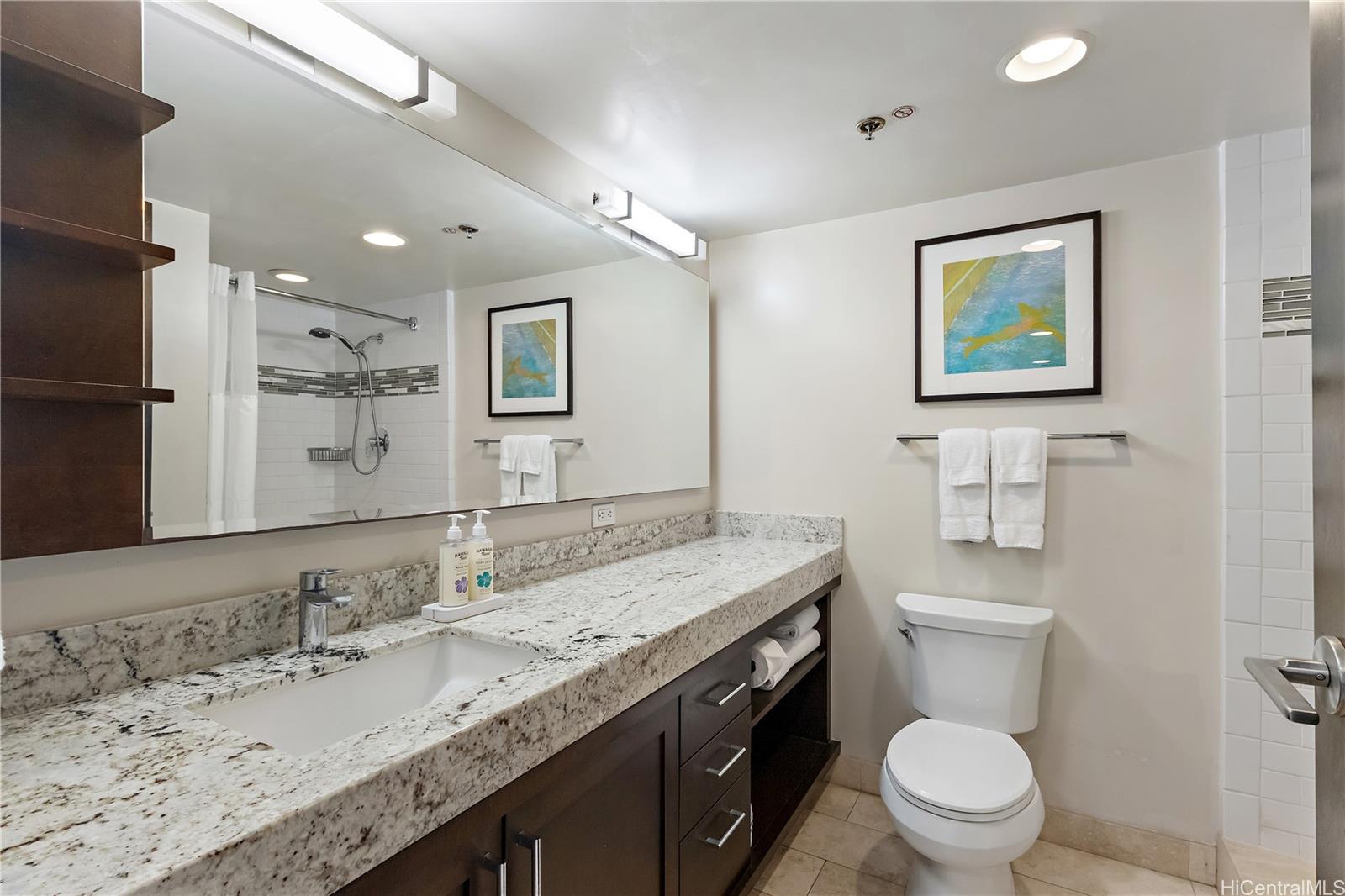 Ilikai Apt Bldg condo # 2438, Honolulu, Hawaii - photo 12 of 19