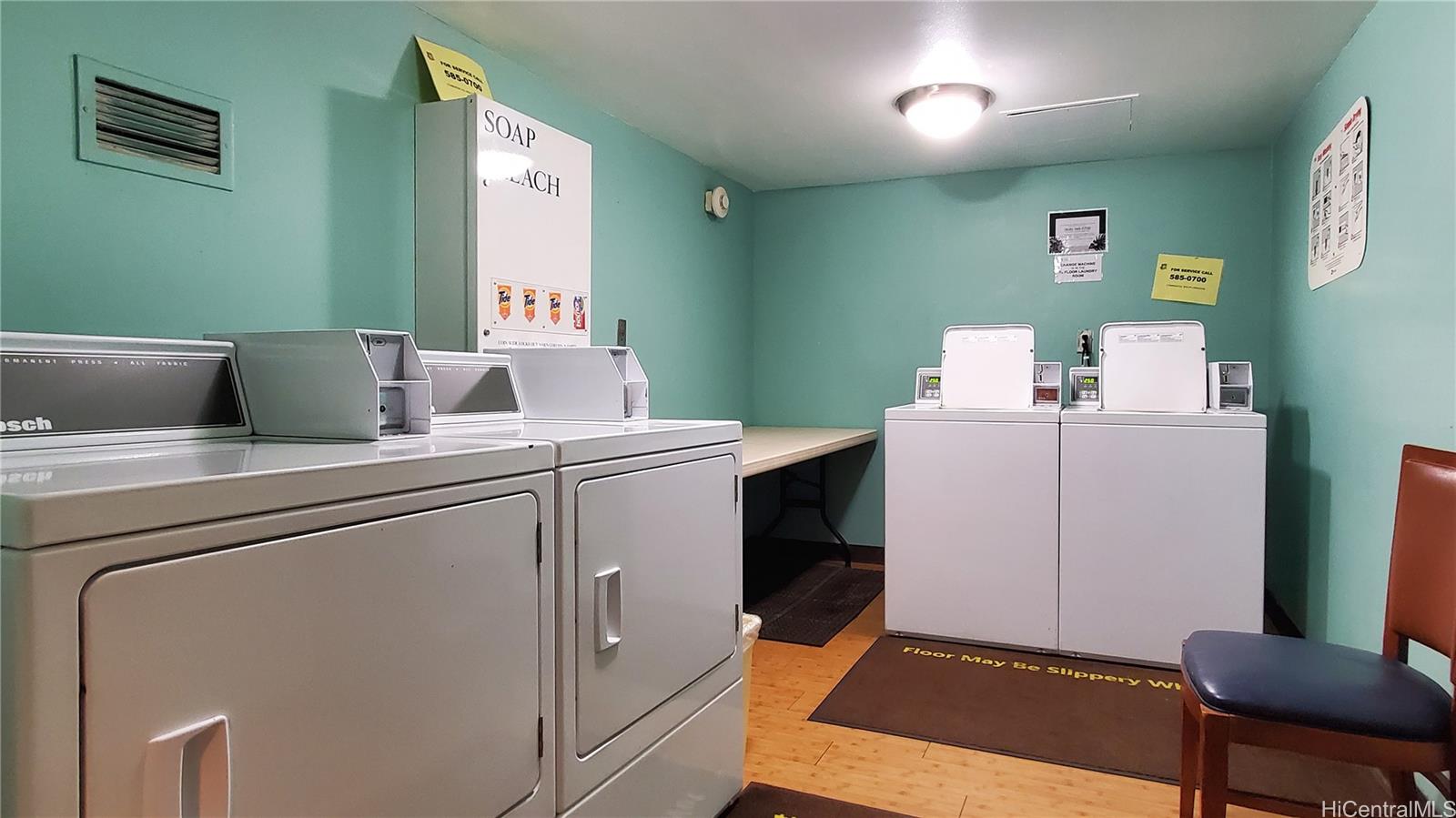 Ilikai Apt Bldg condo # 2440, Honolulu, Hawaii - photo 20 of 23