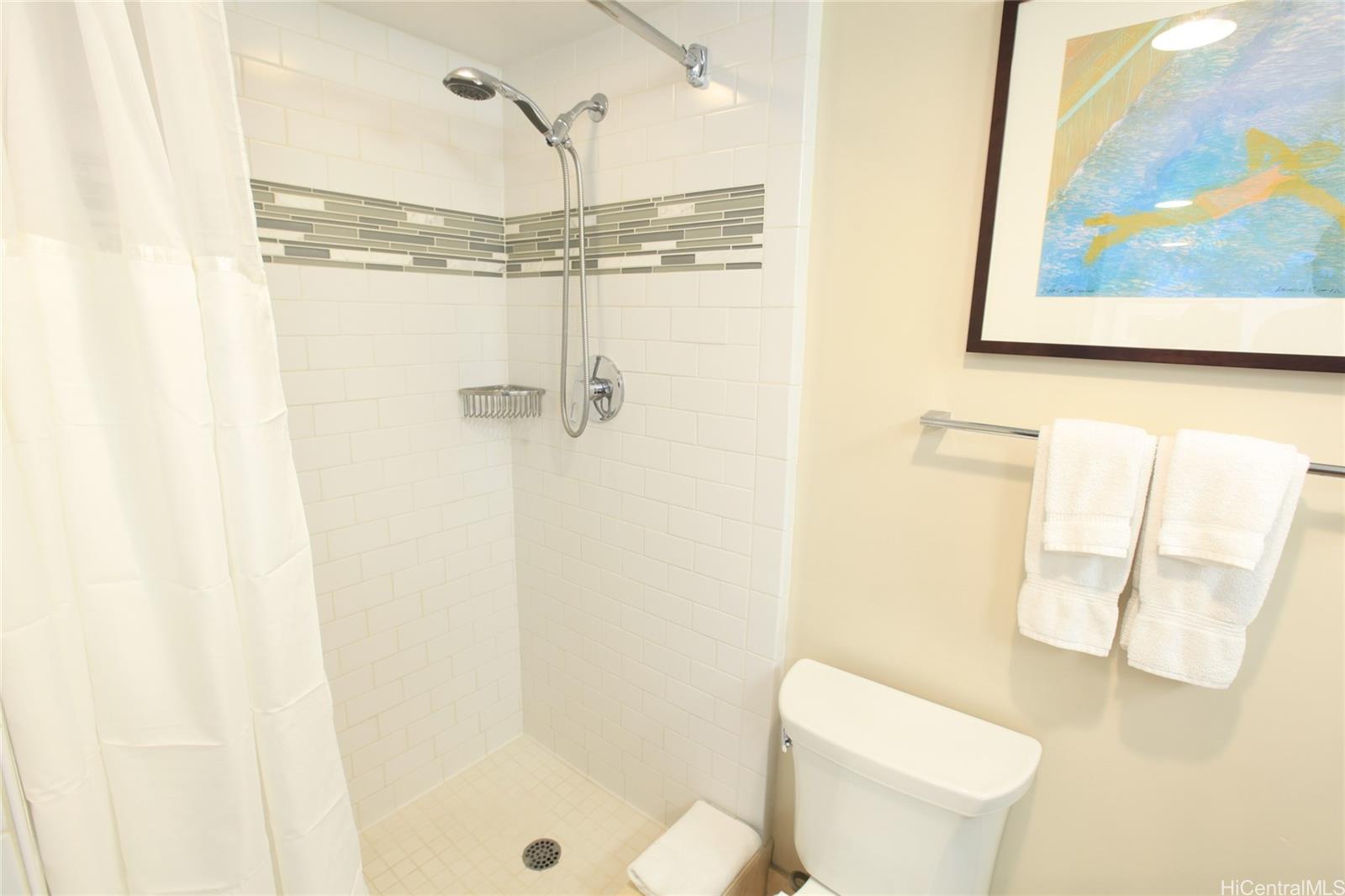 Ilikai Apt Bldg condo # 2517, Honolulu, Hawaii - photo 16 of 21