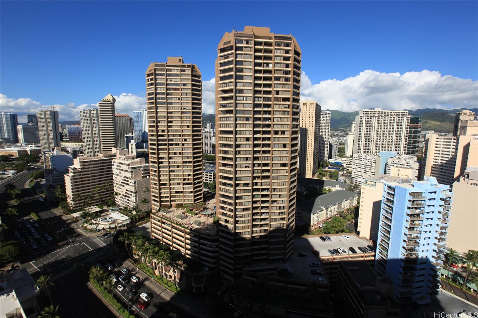 Ilikai Apt Bldg condo # 2517, Honolulu, Hawaii - photo 5 of 21