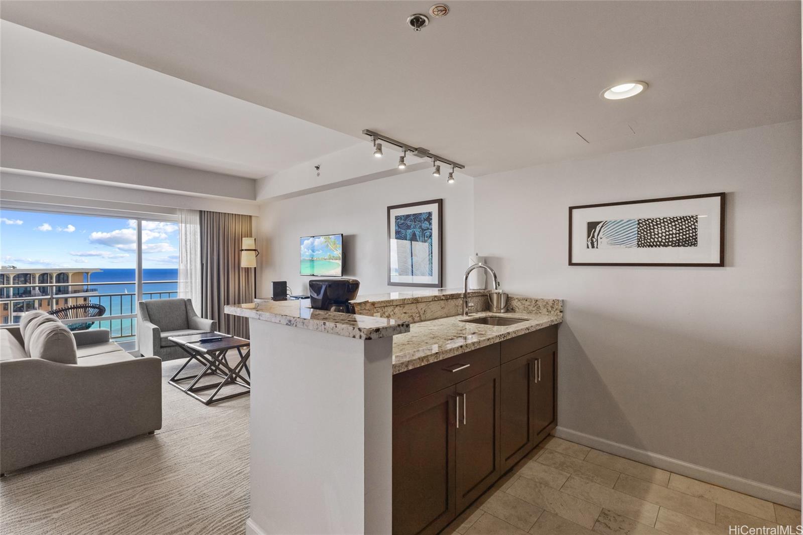 Ilikai Apt Bldg condo # 2520, Honolulu, Hawaii - photo 11 of 19