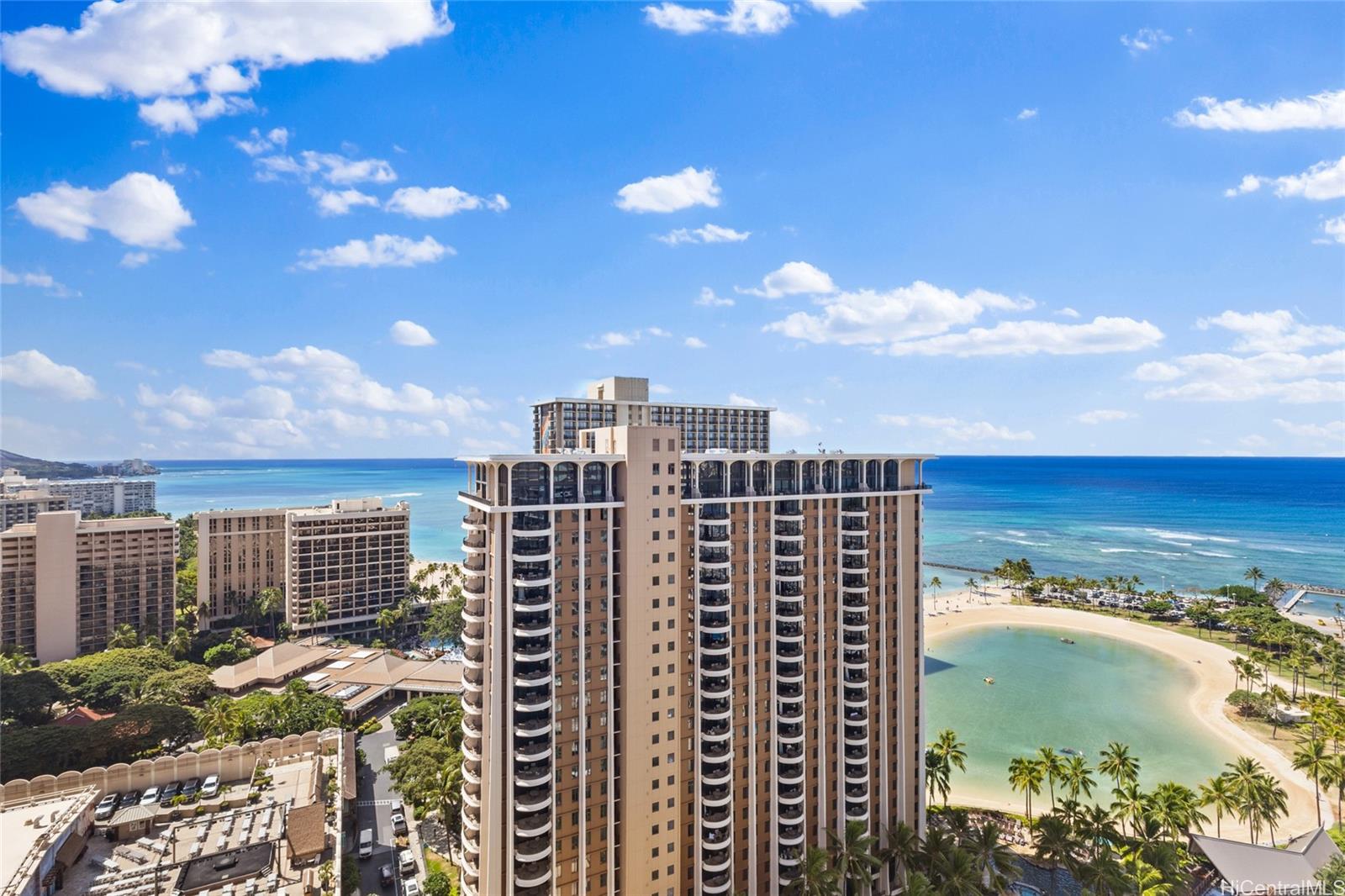 Ilikai Apt Bldg condo # 2520, Honolulu, Hawaii - photo 5 of 19