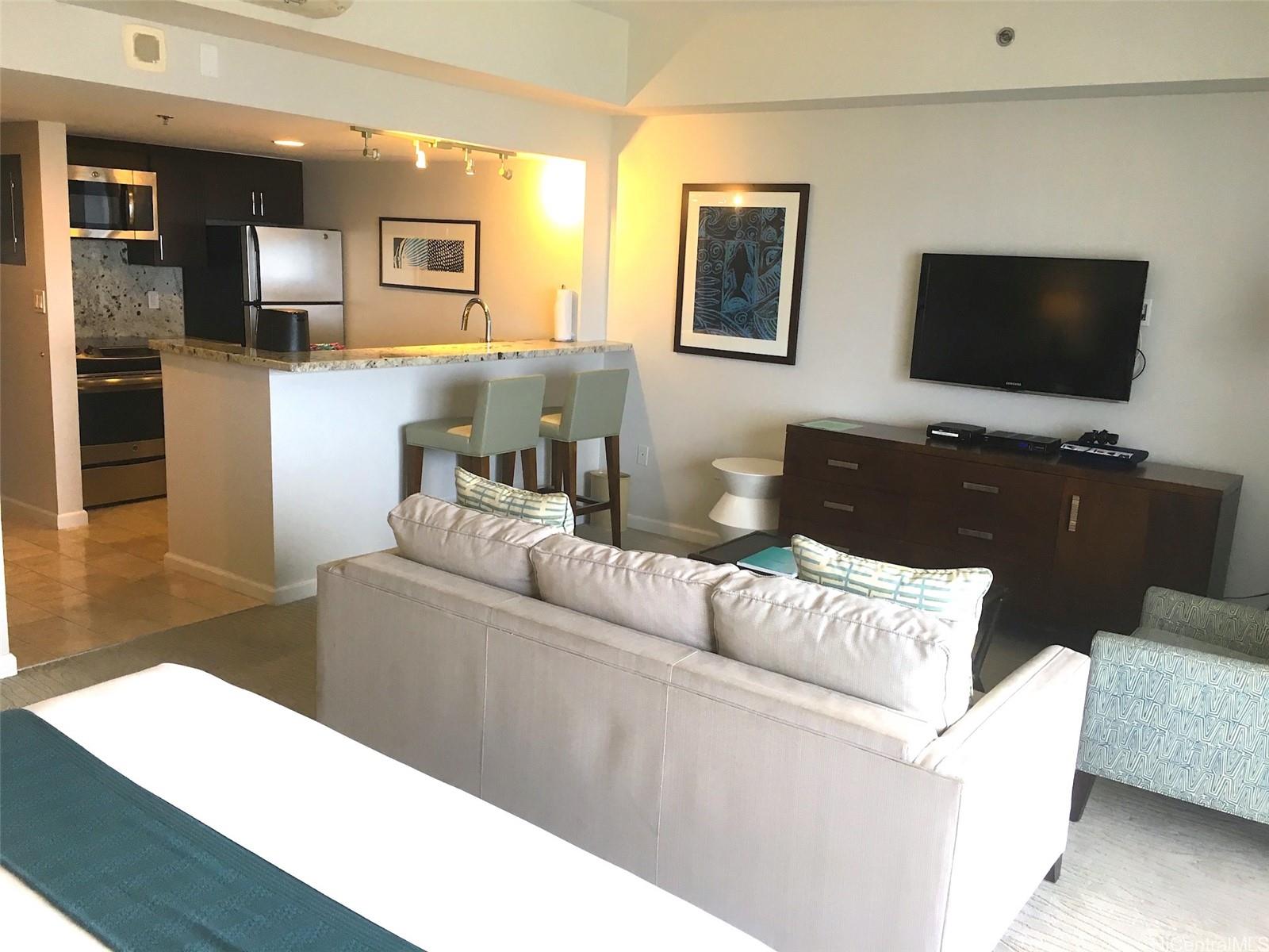 Ilikai Apt Bldg condo # 2522, Honolulu, Hawaii - photo 8 of 18