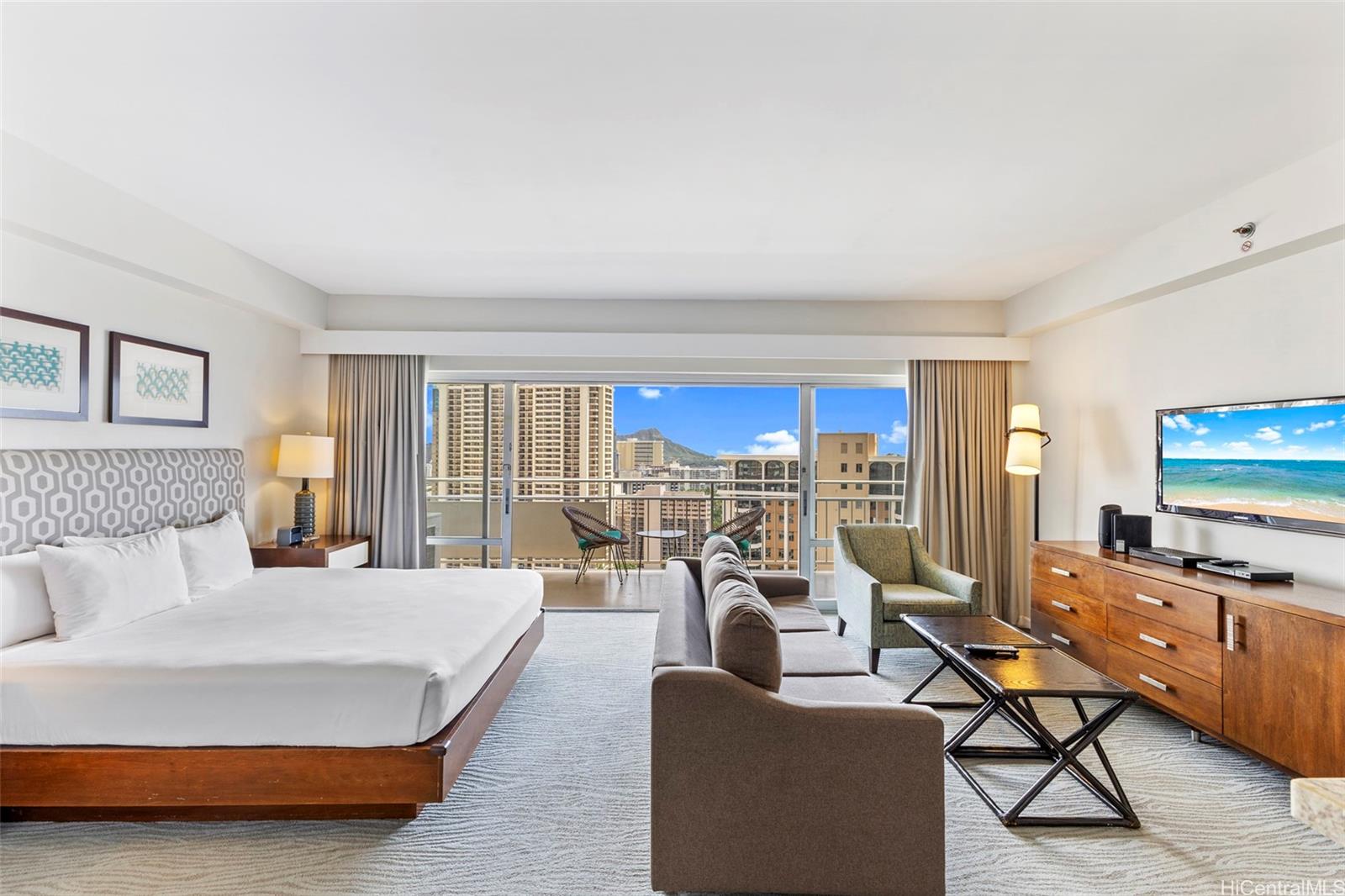 Ilikai Apt Bldg condo # 2532, Honolulu, Hawaii - photo 2 of 13