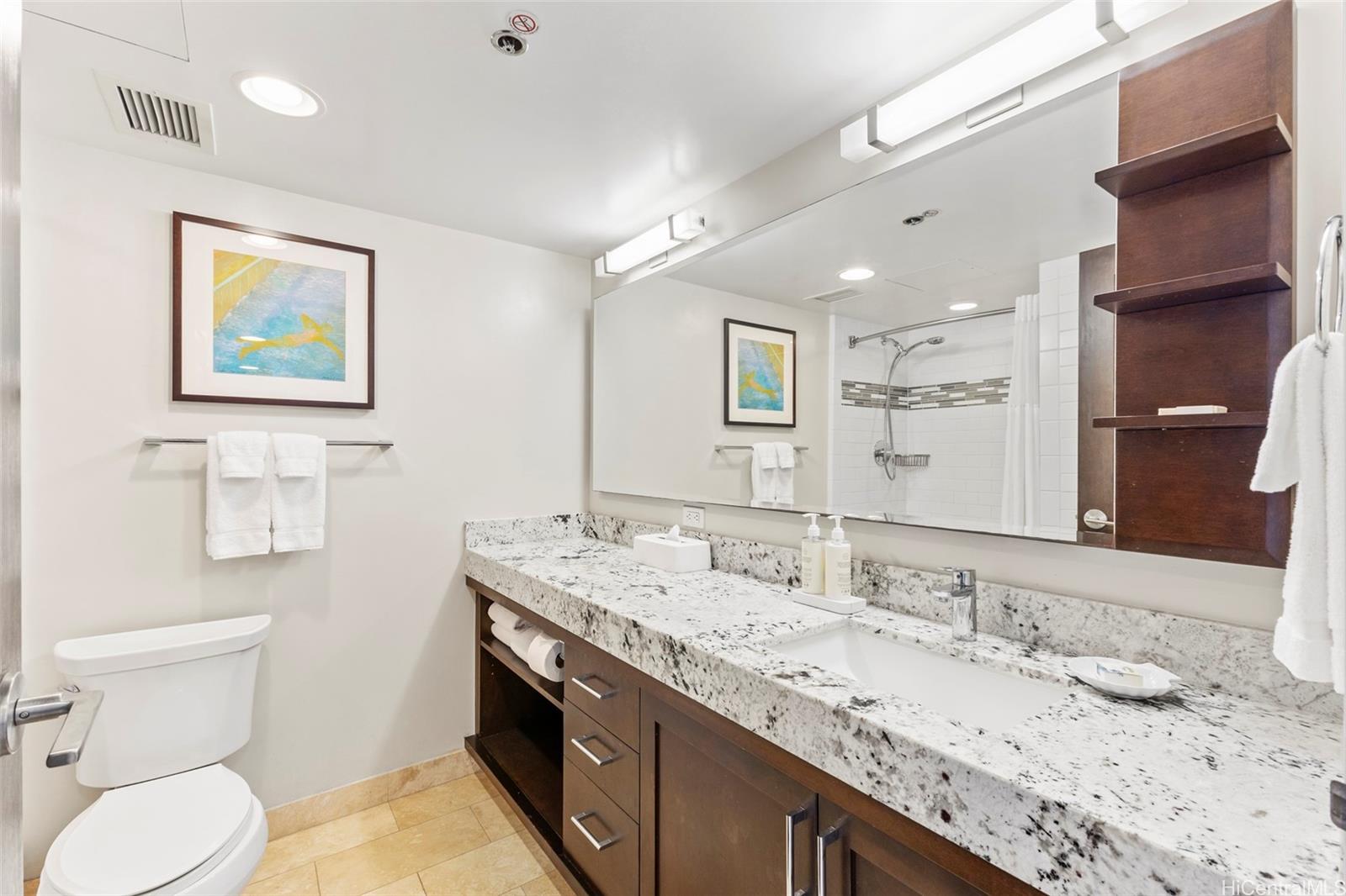 Ilikai Apt Bldg condo # 2532, Honolulu, Hawaii - photo 9 of 13